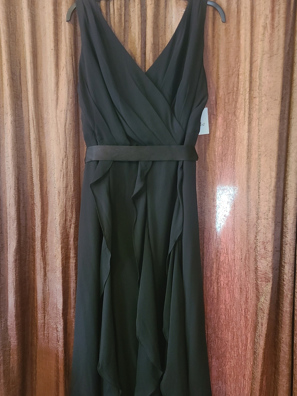 Elegant Black V-Neck Women's Dress